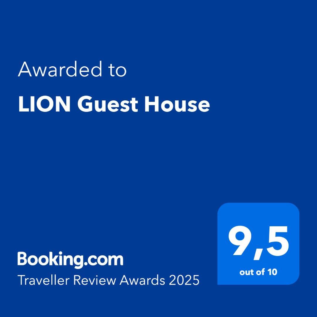 Lion Guest House بخارى المظهر الخارجي الصورة